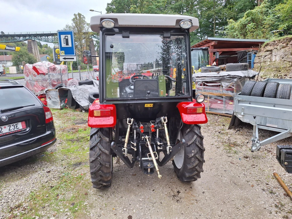 malotraktor 404 4valec 40hp, 4X4 kabína + čelný nakladač