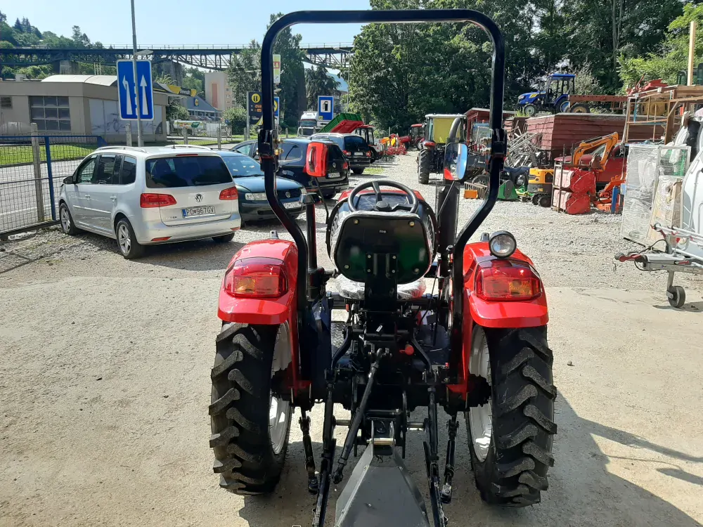 malotraktor TY254 3valec 25HP, 4X4