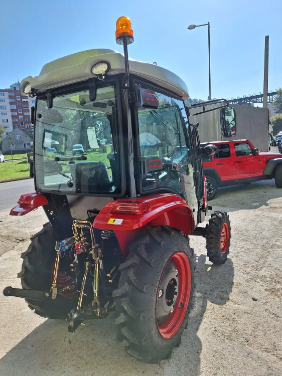 malotraktor TY504 Kabína 50HP, 4X4