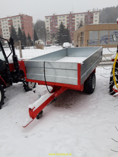 Vlečka za malotraktor 2,5T Vyklopna do 3 stran